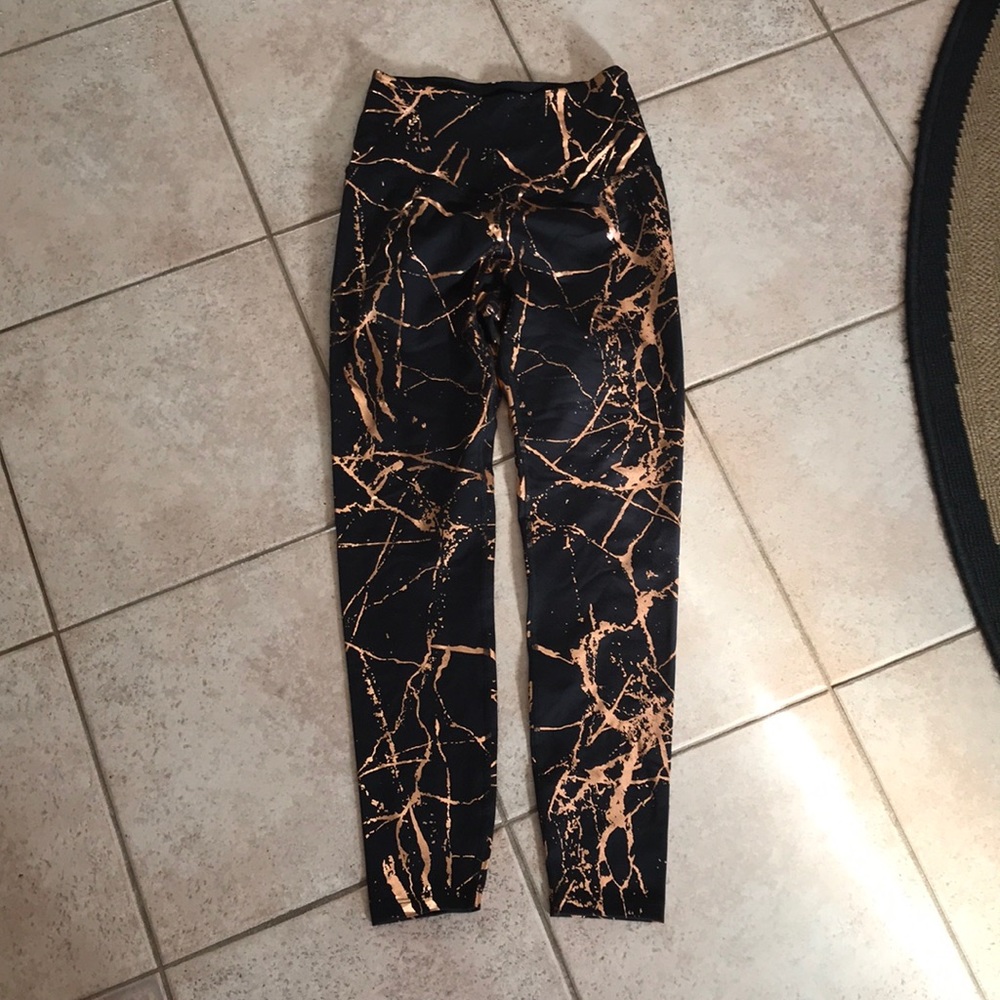 Beyond yoga leggings